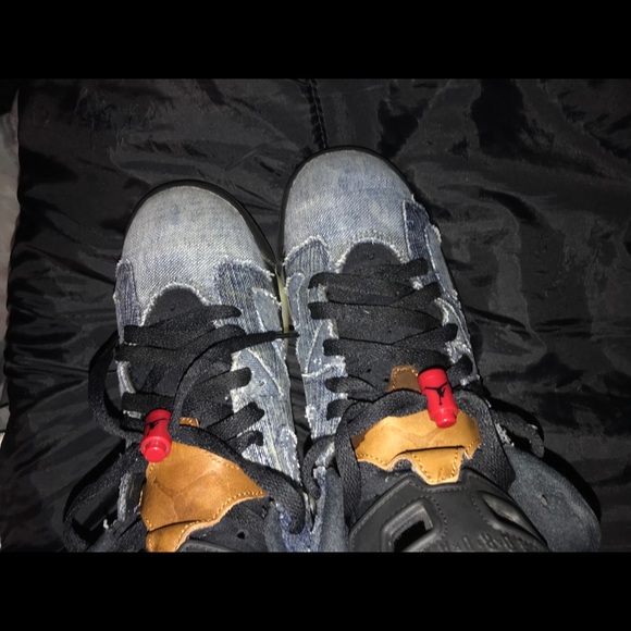 Jordan 6 - Picture 1 of 2